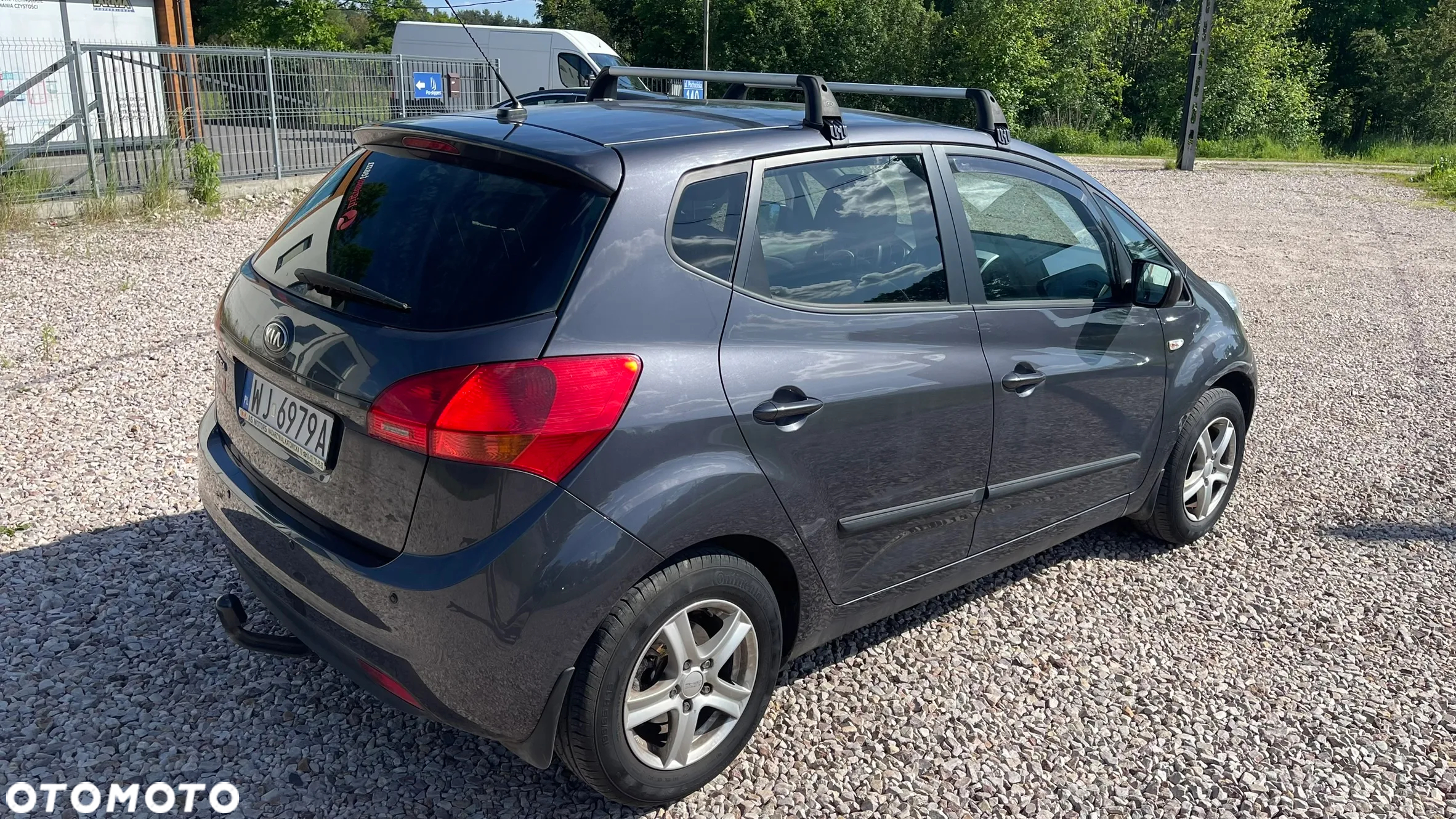 Kia Venga - 7