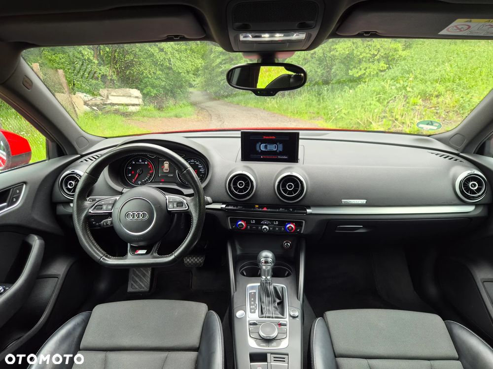 Audi A3 Sportback 1.8 TFSI quattro S tronic S line Sportpaket - 2