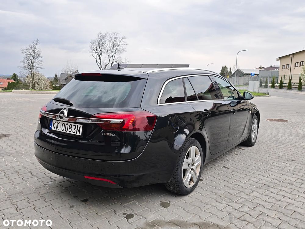 Opel Insignia 1.6 SIDI Turbo Touer Innovation - 12