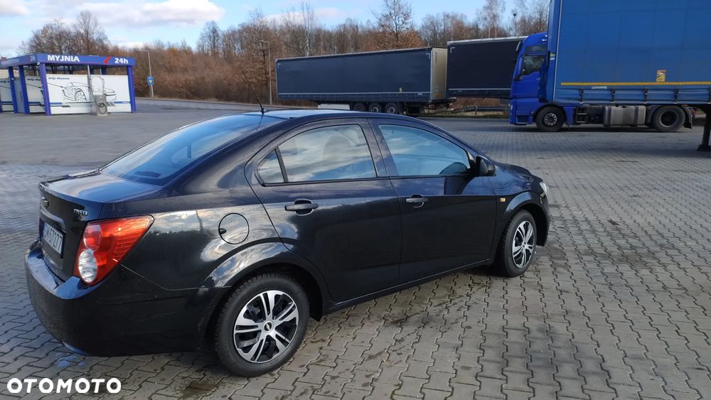 Chevrolet Aveo 1.2 LS+ - 3