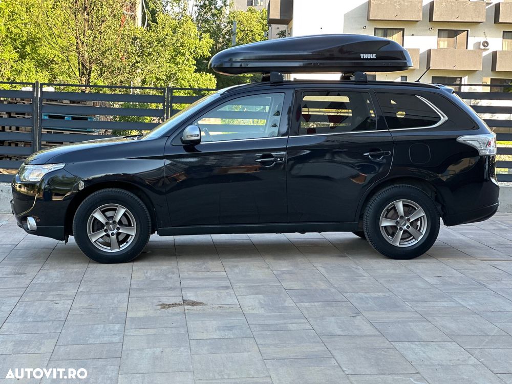 Mitsubishi Outlander - 9