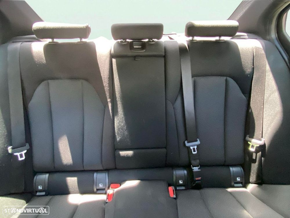 BMW 318 d Auto - 18