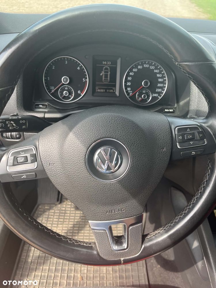 Volkswagen Jetta - 8