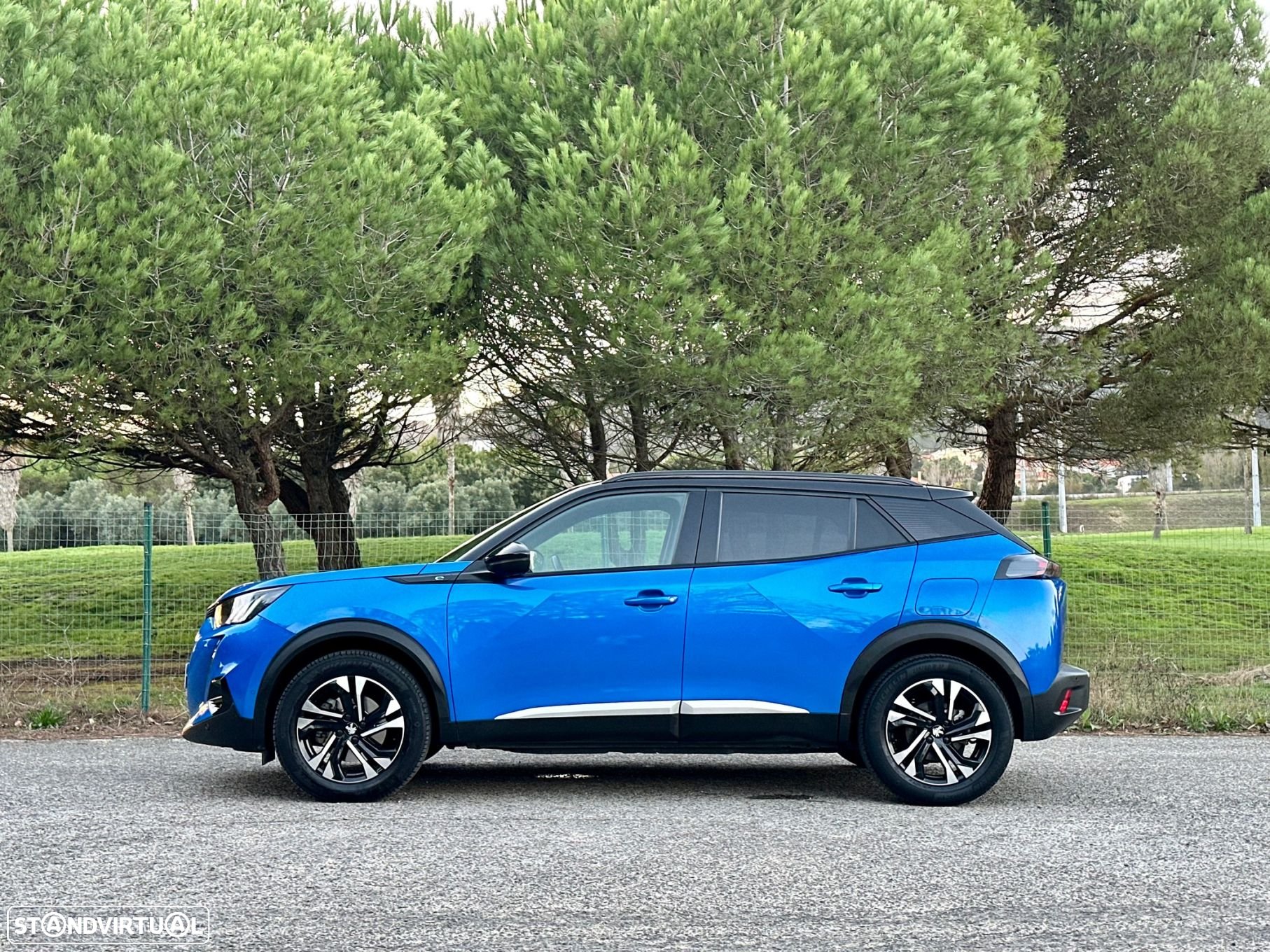 Peugeot e-2008 50 kWh GT Line - 8