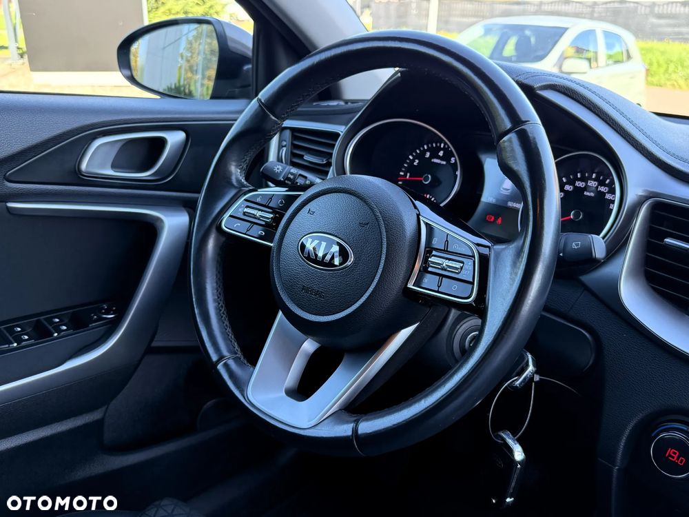 Kia Ceed 1.4 T-GDI M - 13