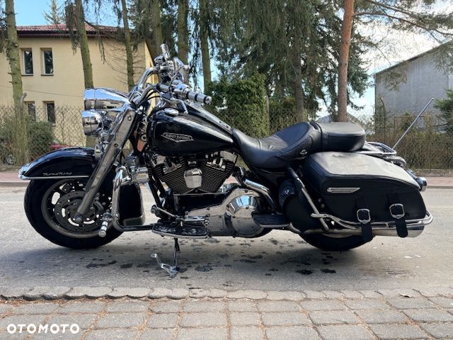 Harley-Davidson Touring Road King - 3