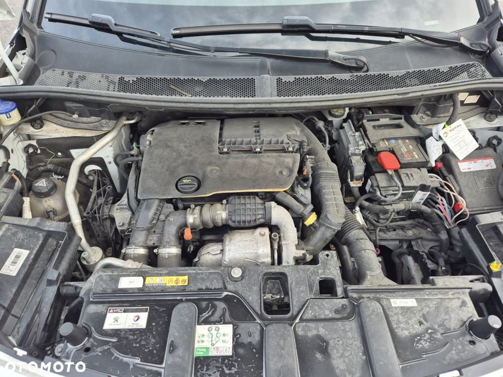 Peugeot 5008 - 14