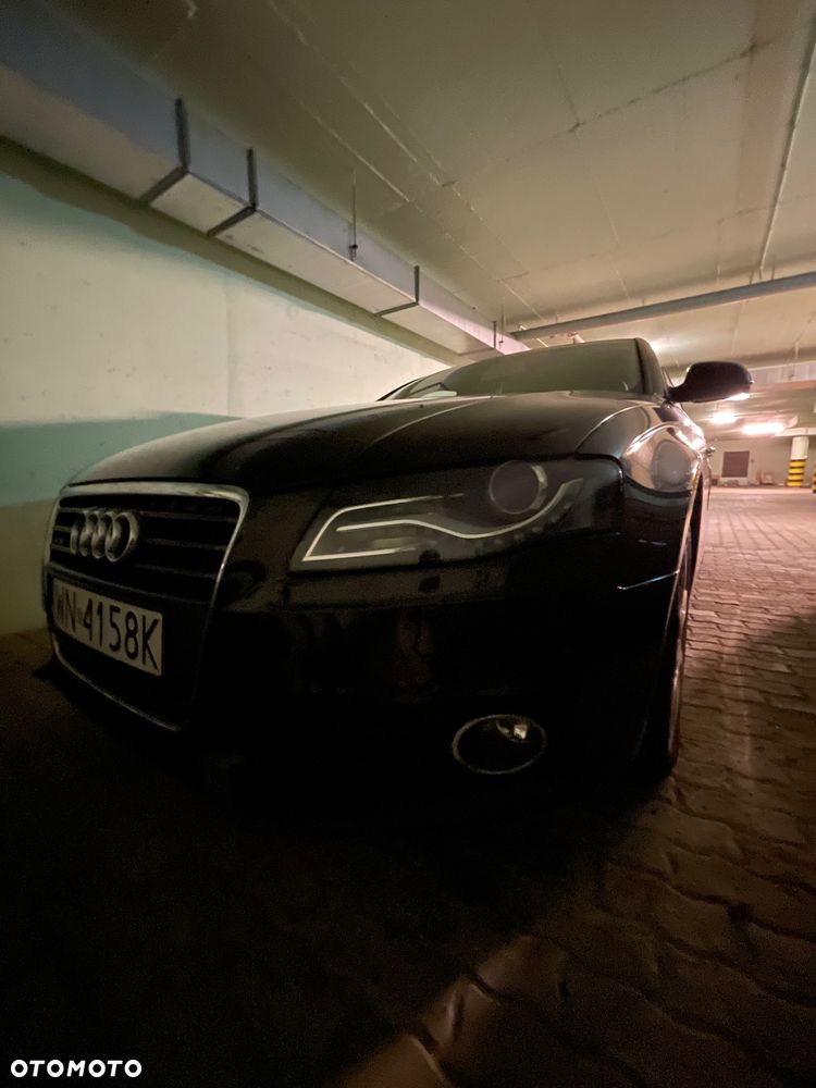 Audi A4 Avant 2.0 TDI - 17
