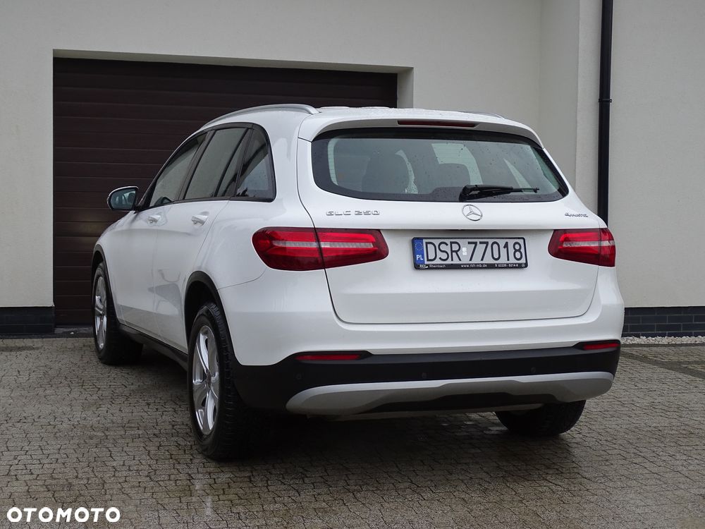 Mercedes-Benz GLC 250 4Matic 9G-TRONIC - 7