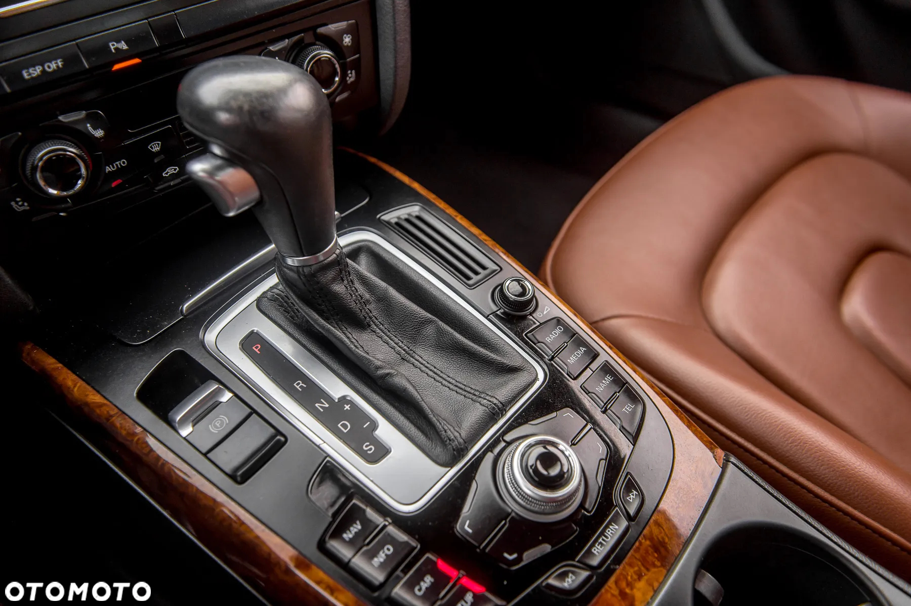 Audi A4 Avant 2.0 TFSI quattro S tronic Ambiente - 35
