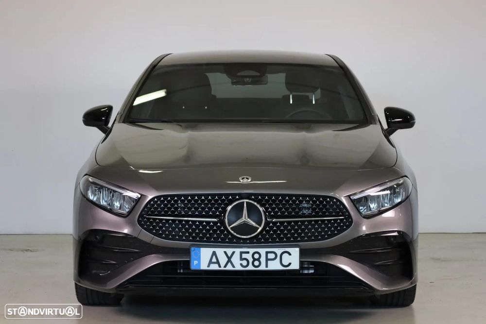 Mercedes-Benz A 180 Limousine d AMG Line Aut. - 3