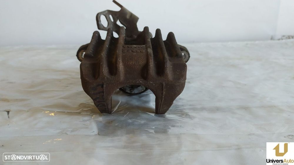 PINÇA TRAVÃO TRASEIRA DIREITA VOLKSWAGEN GOLF V 2007 -MOTOR BXE - 3