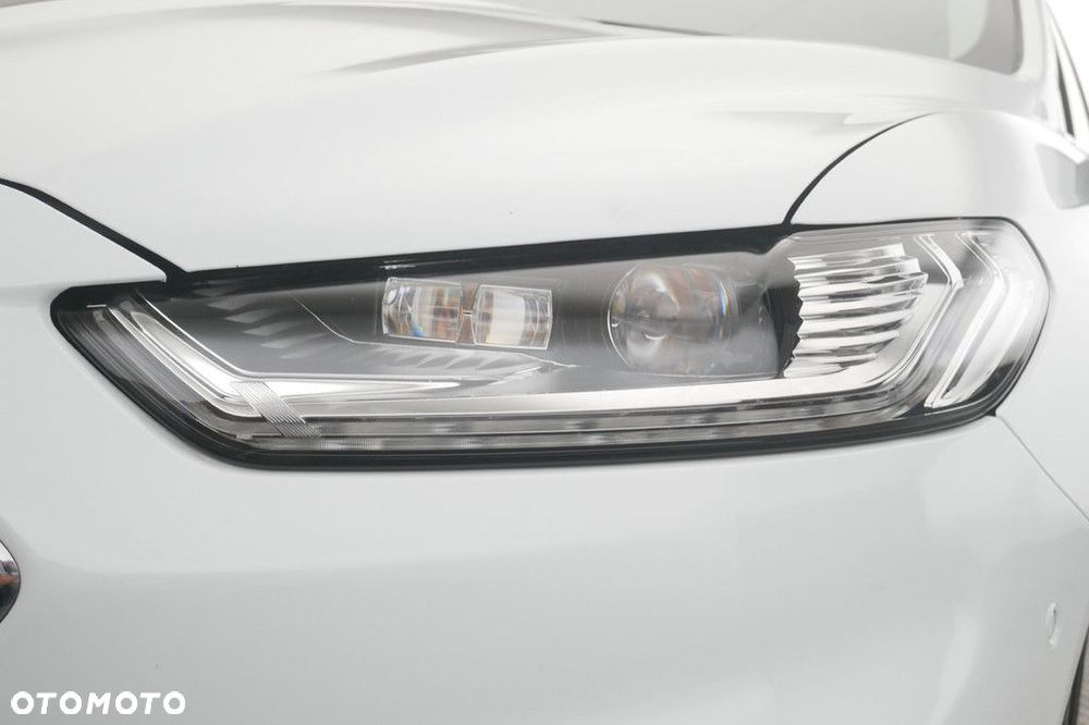 Ford Mondeo - 13