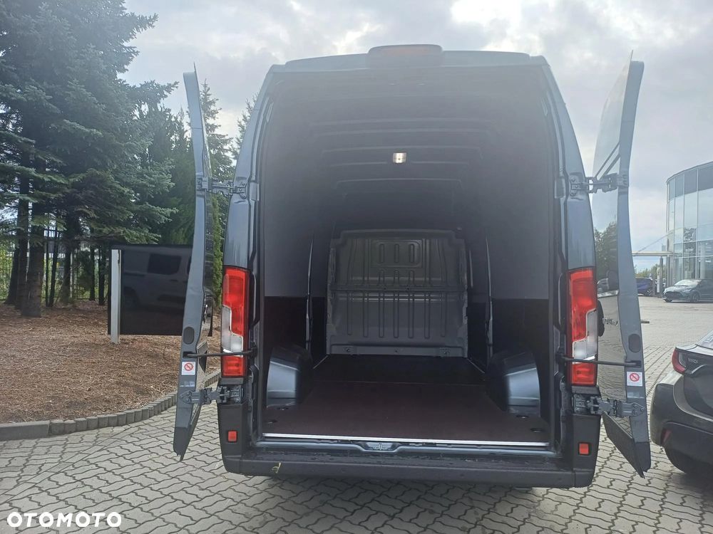 Toyota Proace Max - 17