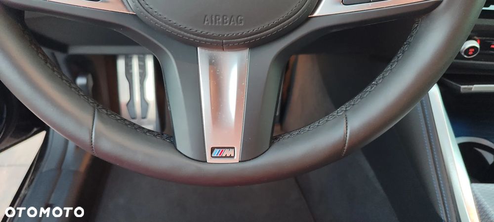 BMW i4 - 28
