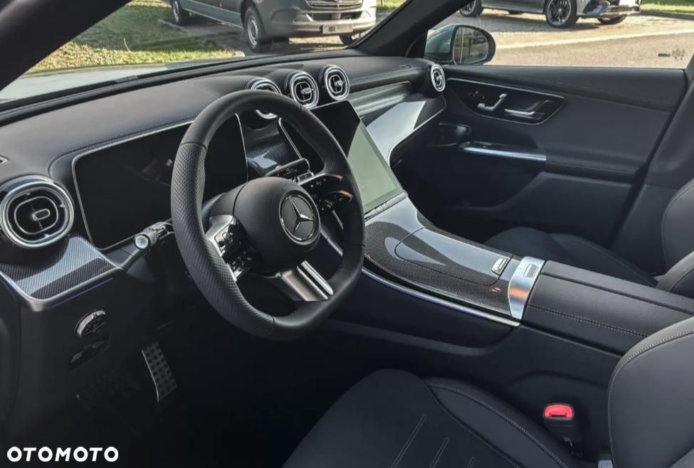 Mercedes-Benz GLC - 7