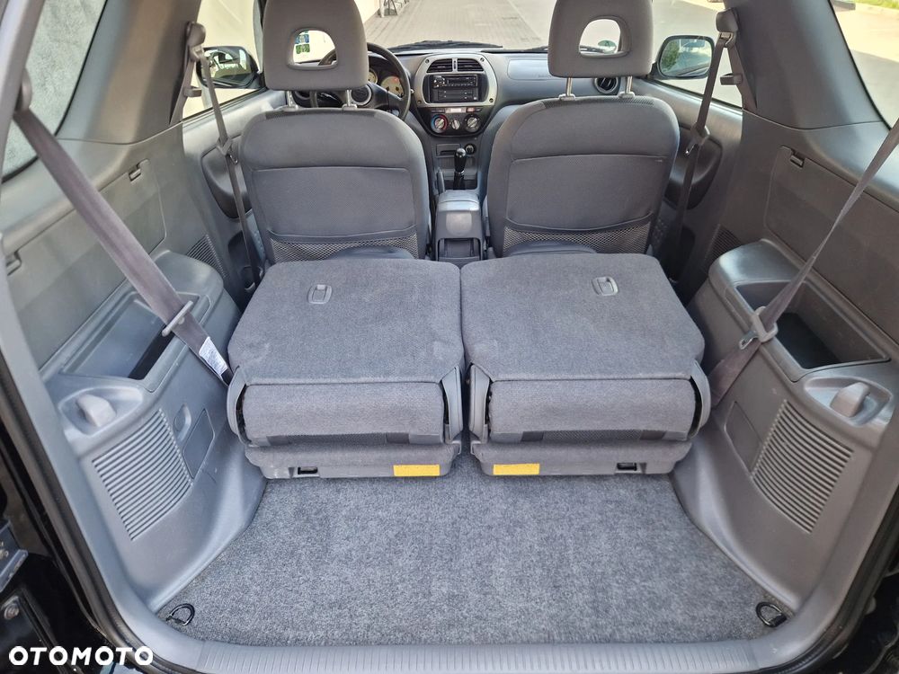Toyota RAV4 1.8 VVT-i Terra 2WD - 36