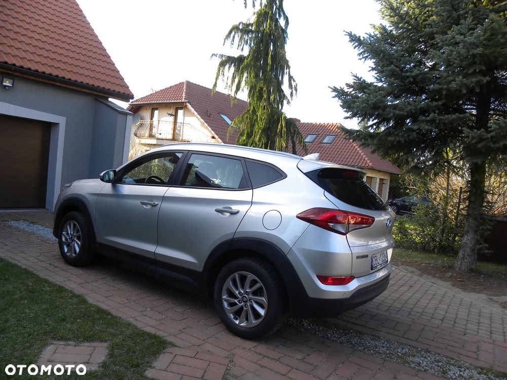 Hyundai Tucson blue 1.6 GDi 2WD Intro Edition - 13