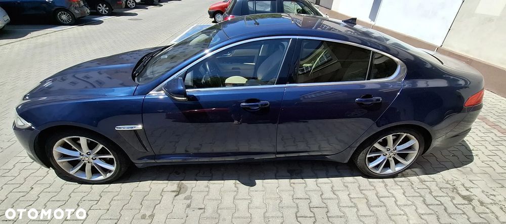 Jaguar XF 3.0 V6 D Premium Luxury - 2