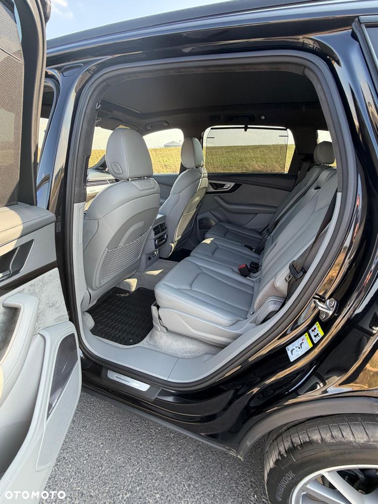 Audi SQ7 - 21