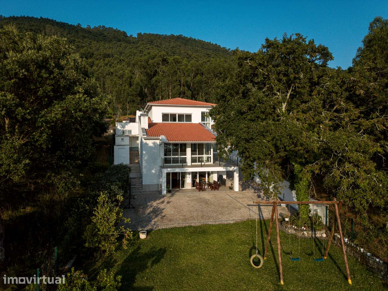 Moradia Isolada T5 Remodelada com Vista Mar em Carreço, Viana do Caste - Grande imagem: 5/60