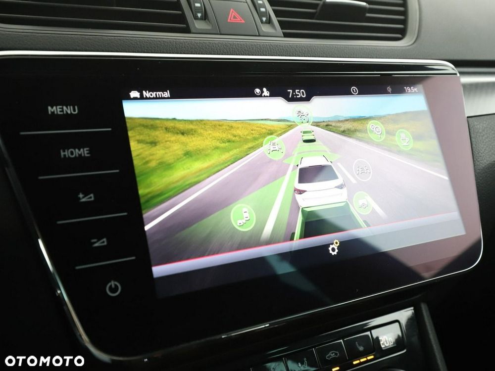 Skoda Superb 2.0 TDI 4x4 DSG Sportline - 27