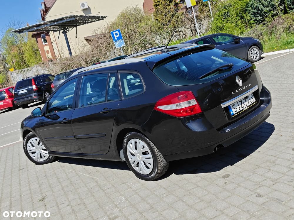 Renault Laguna dCi 110 FAP Dynamique - 3