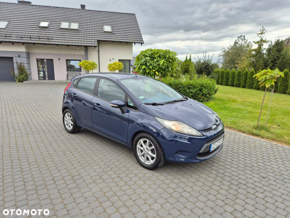 Ford Fiesta - 22