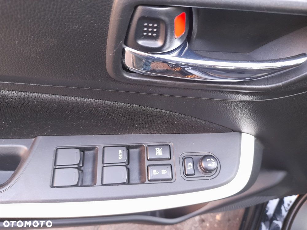 Suzuki Swift 1.2 Premium Plus - 16