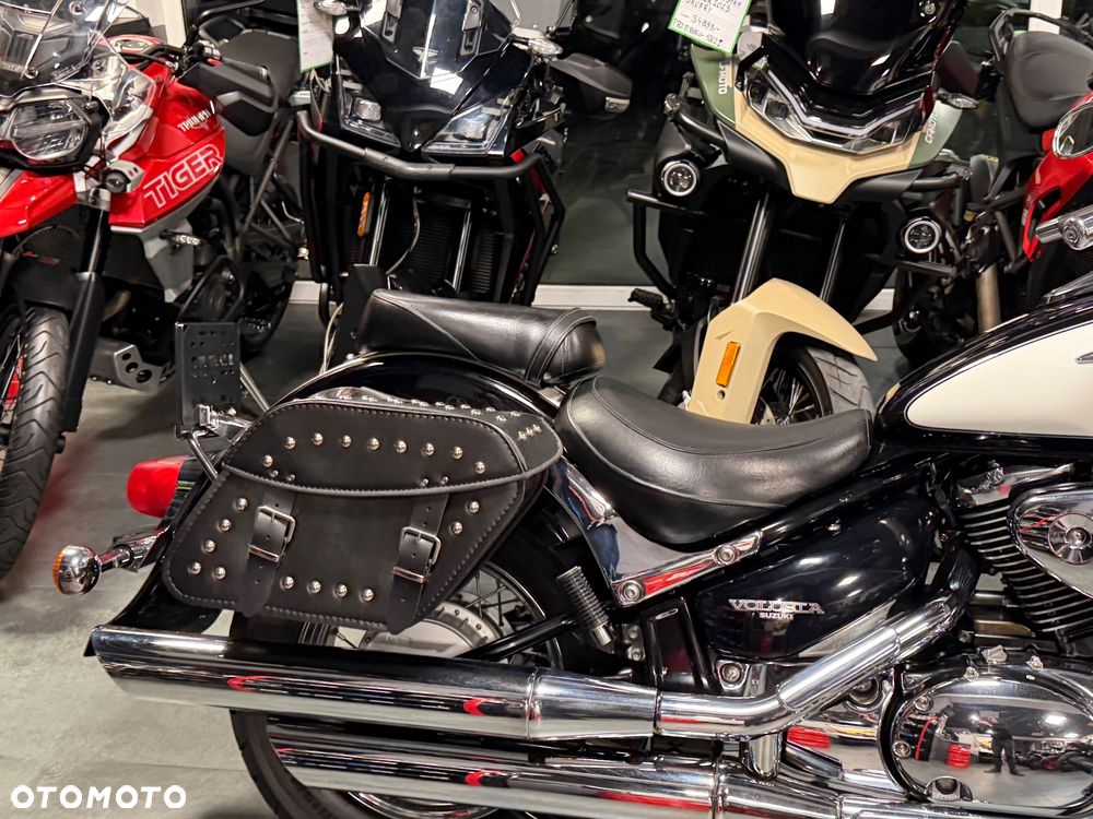 Suzuki VL 800 Volusia - 10