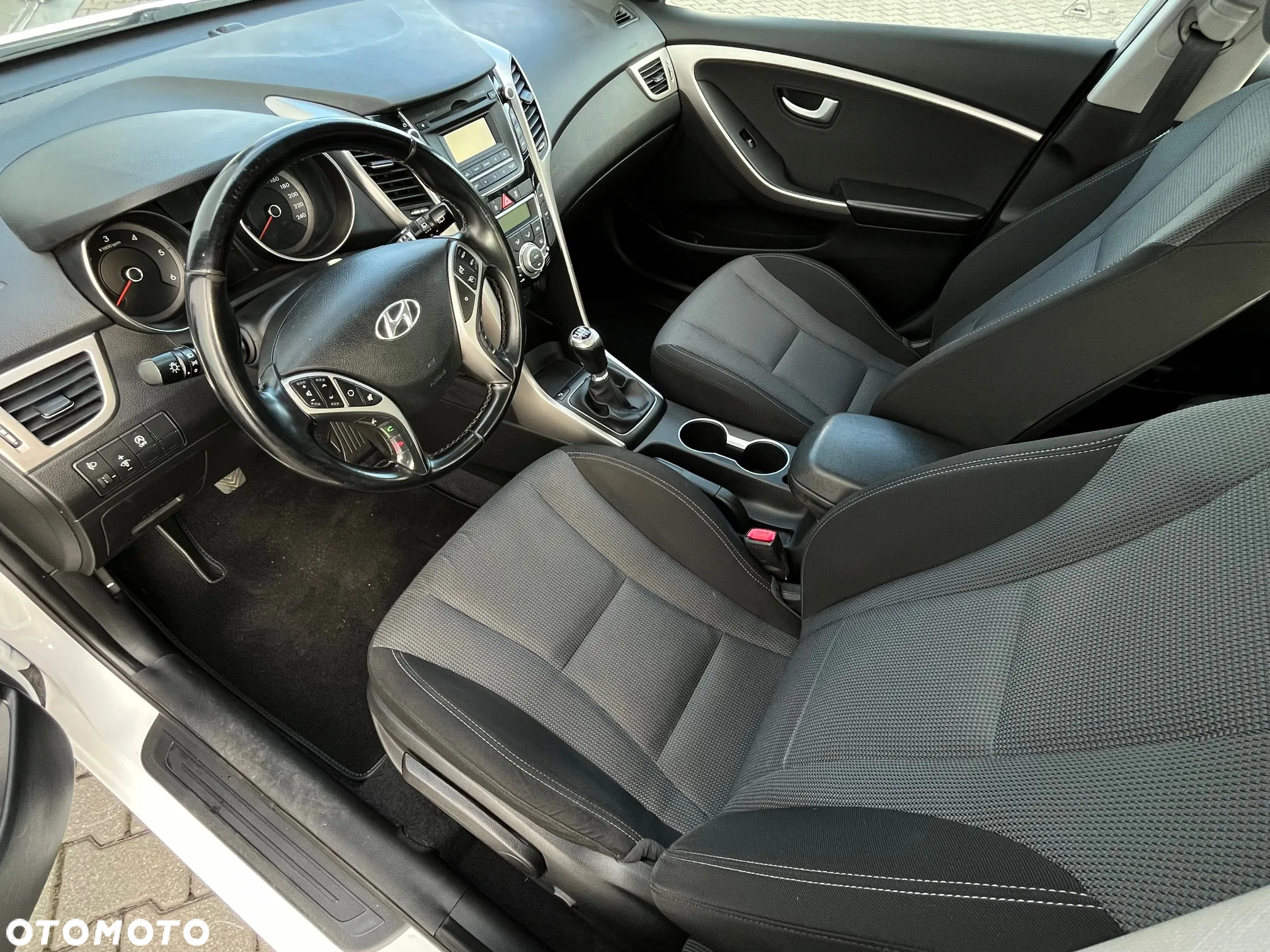 Hyundai i30 1.6 CRDi Comfort - 13