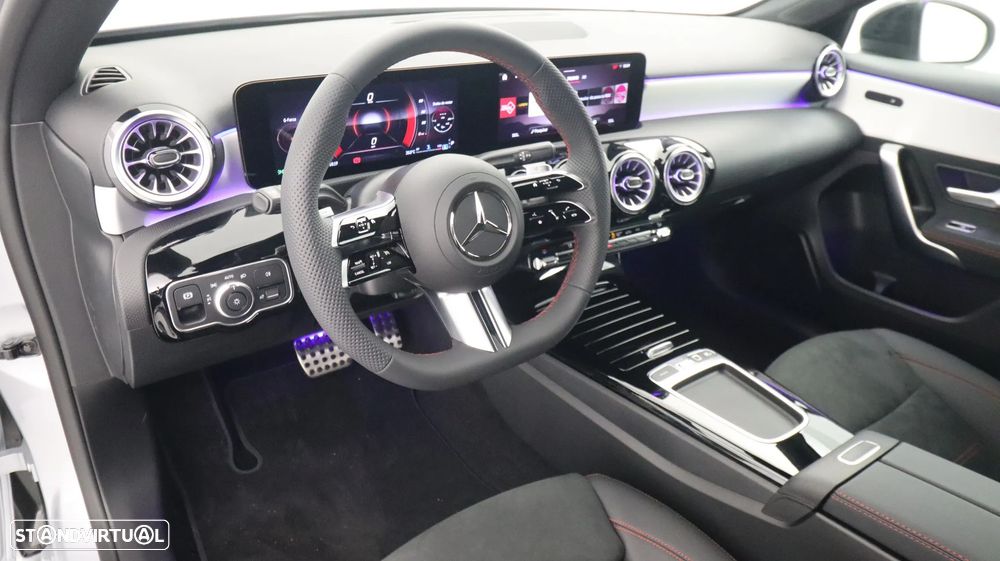 Mercedes-Benz A 180 Limousine d AMG Line Aut. - 27