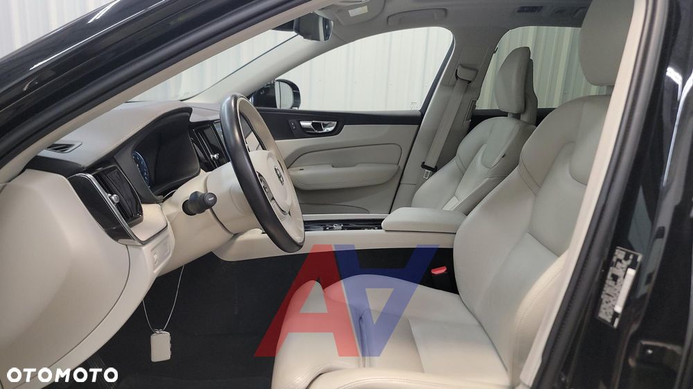 Volvo XC 60 T5 AWD Inscription - 7