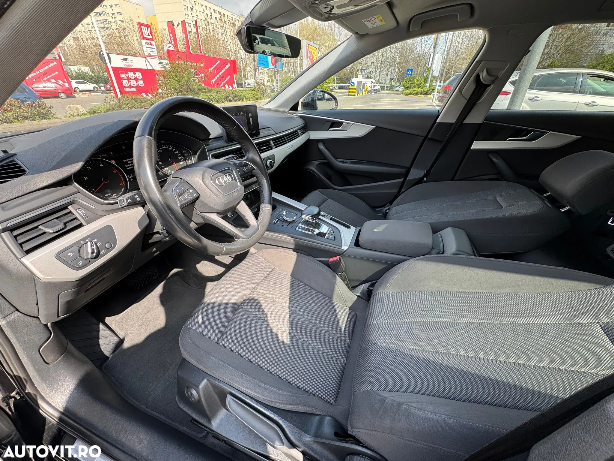 Audi A4 Avant 2.0 40 TDI quattro S tronic Advanced - 23