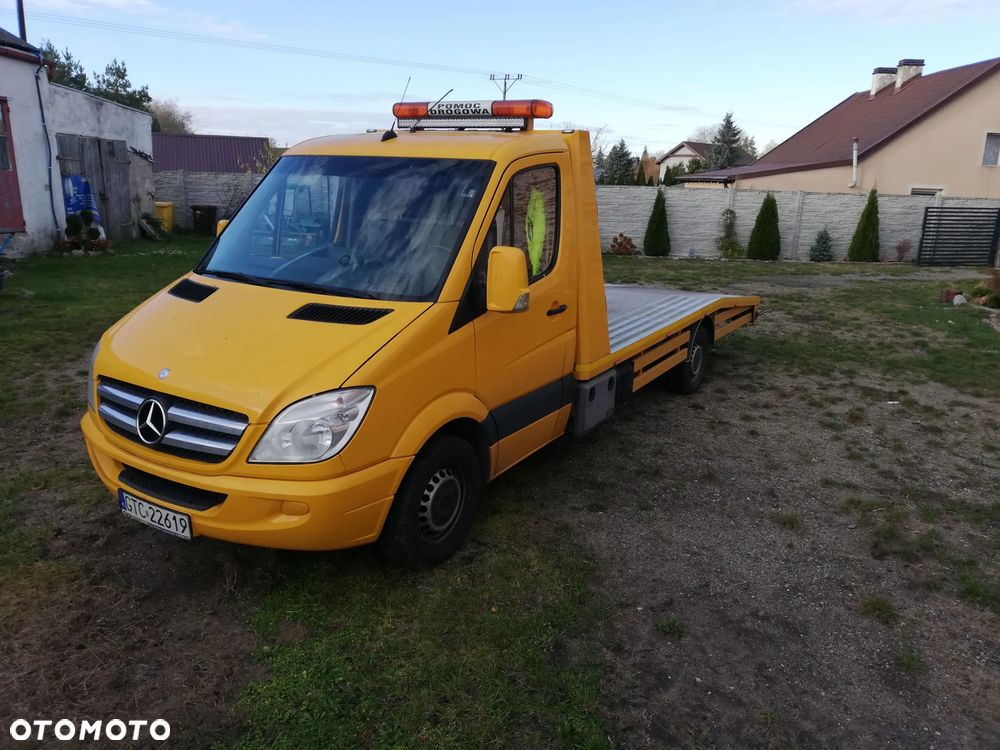 Mercedes-Benz Sprinter 319 - 1