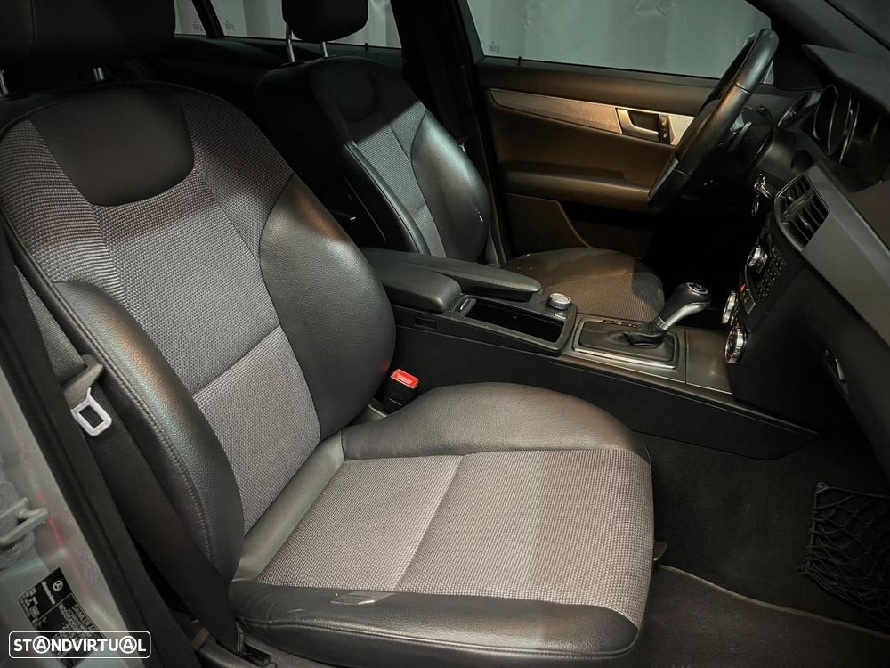 Mercedes-Benz C 250 - 11