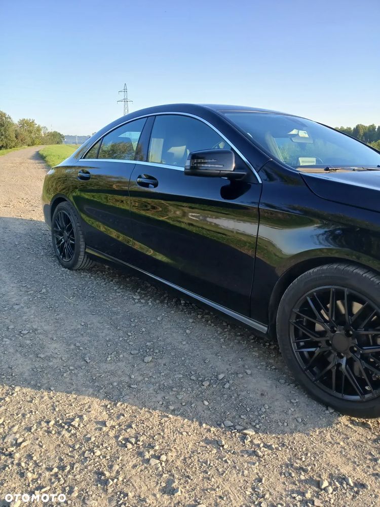 Mercedes-Benz CLA 250 7G-DCT - 10