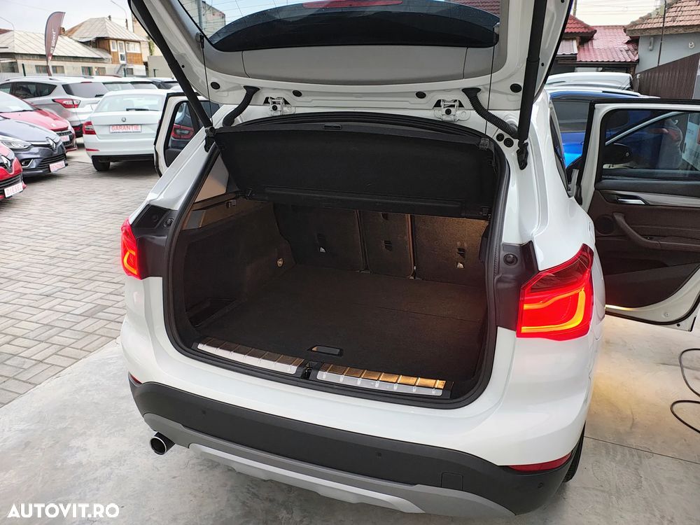BMW X1 sDrive18d Aut. Sport Line - 17