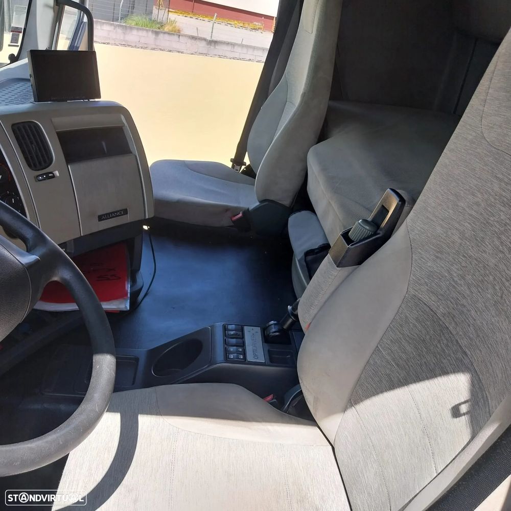 Renault TRUCKS PREMIUM 370 DXI - 24
