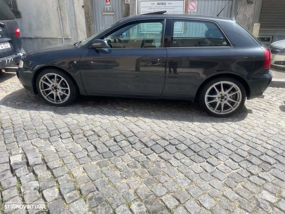 Audi A3 1.8 Sport Turbo - 3