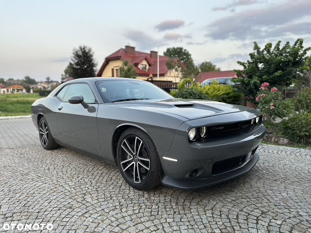 Dodge Challenger - 3