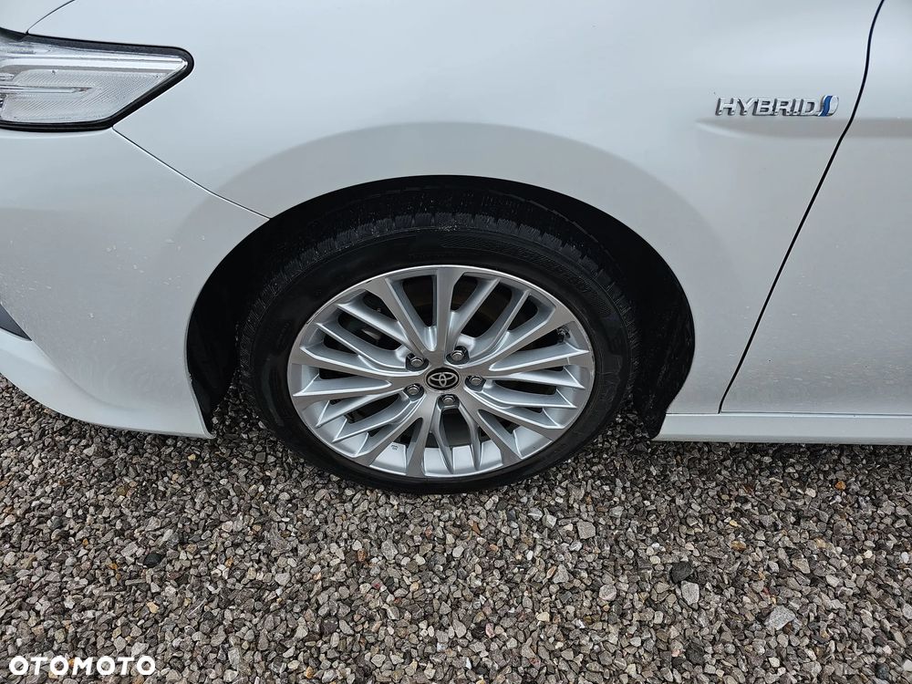 Toyota Camry 2.5 Hybrid Executive CVT - 10