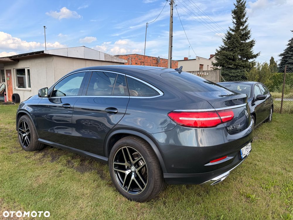 Mercedes-Benz GLE 350 d 4-Matic - 4