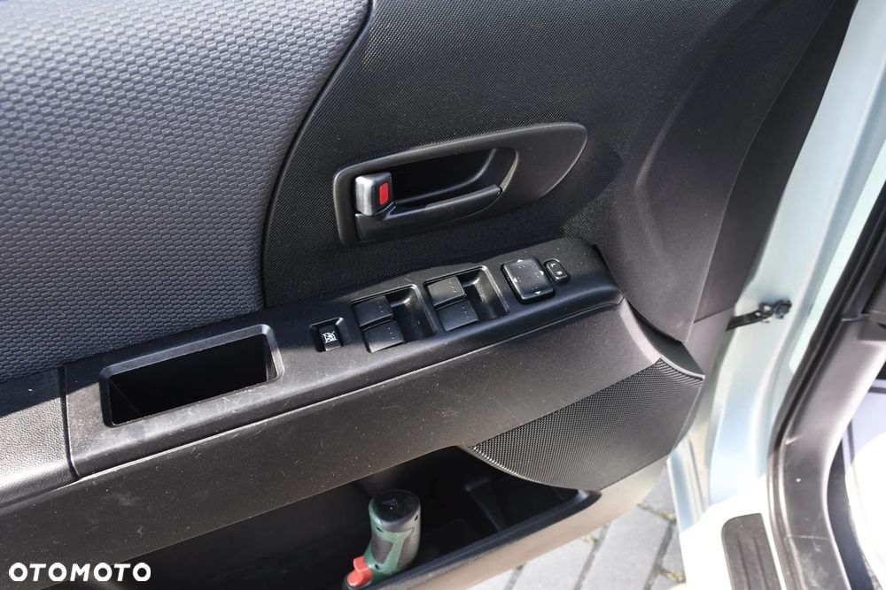 Mazda 5 1.8 Exclusive + - 22