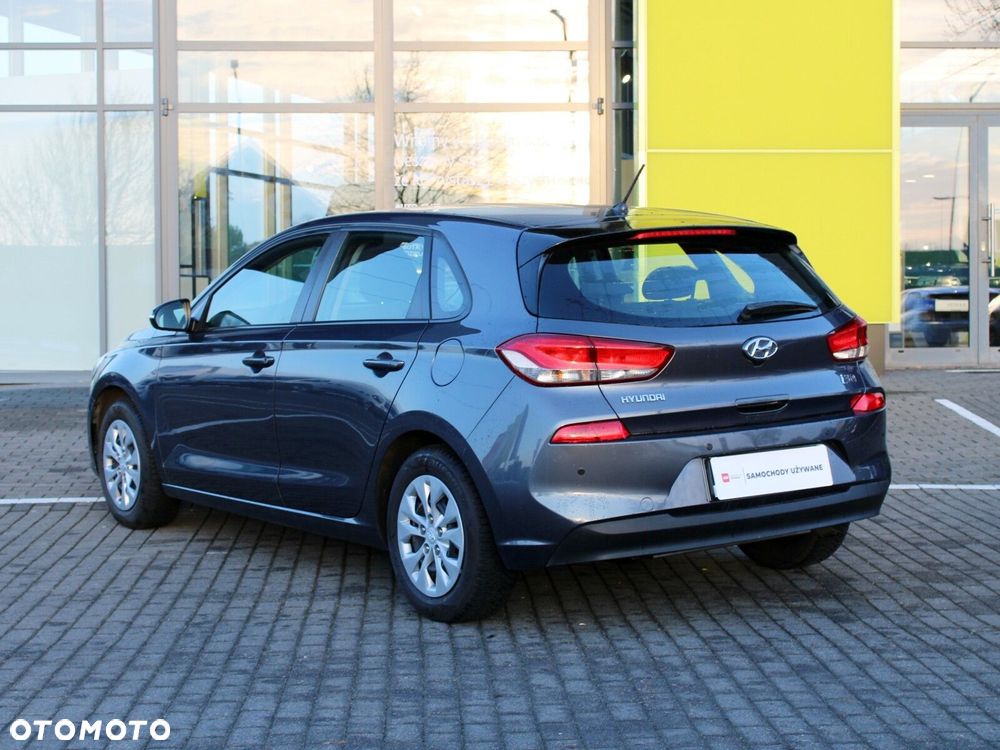 Hyundai i30 1.4 Classic + - 9