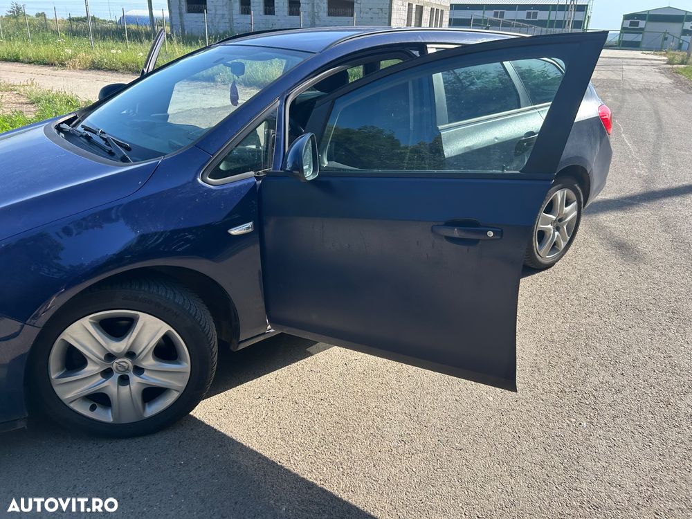 Opel Astra 1.7 CDTI - 11