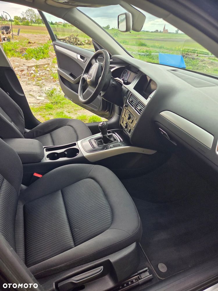 Audi A4 Avant 2.0 TDI - 15