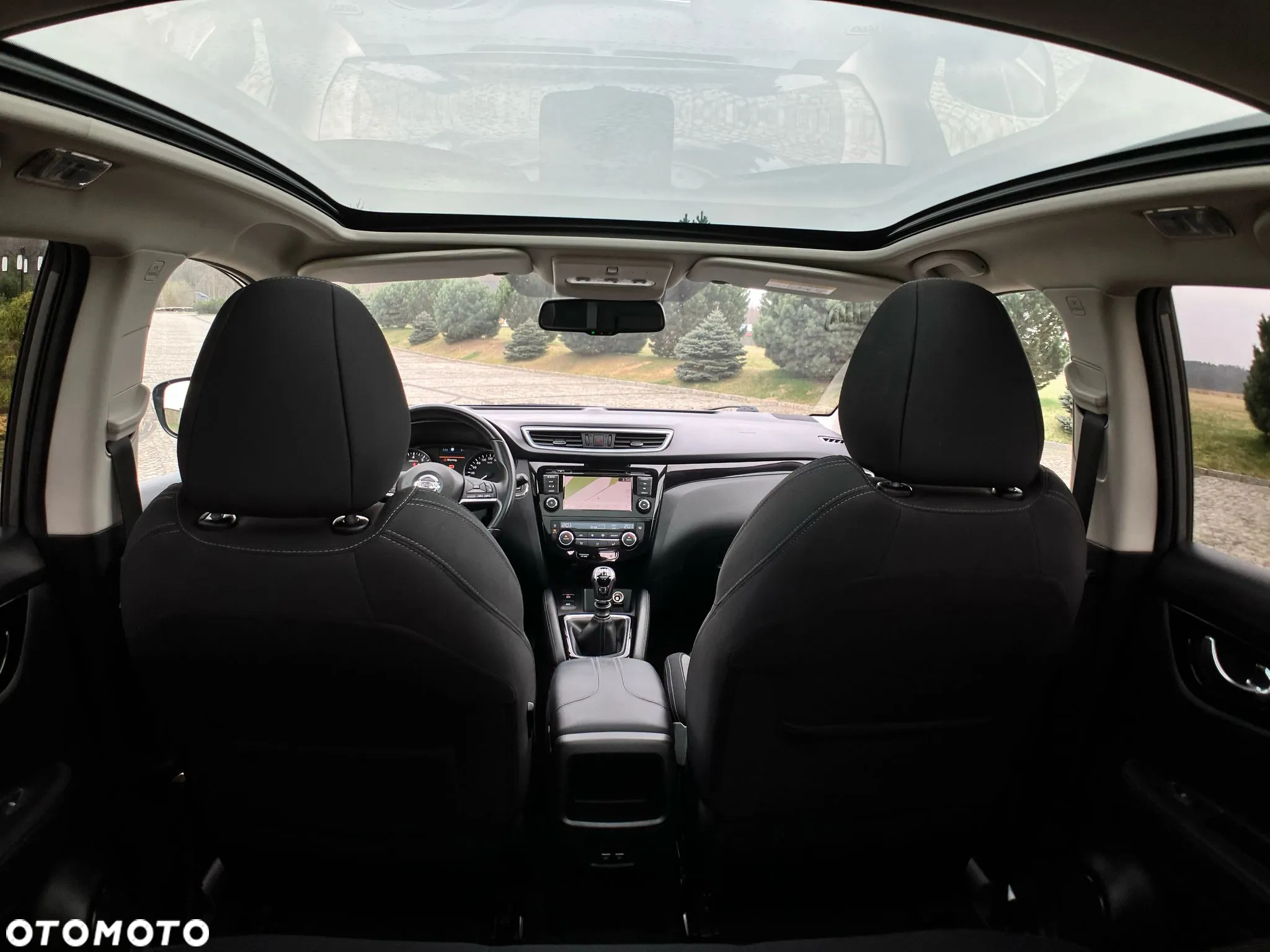 Nissan Qashqai 1.3 DIG-T N-Connecta - 25