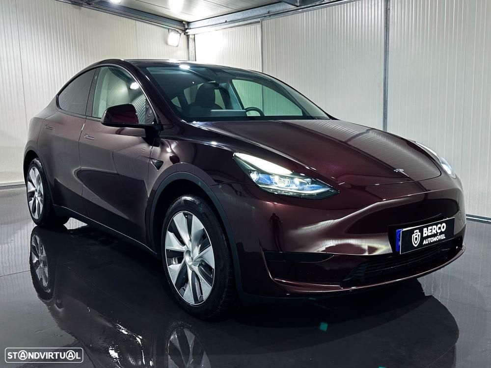 Tesla Model Y Long Range RWD - 4
