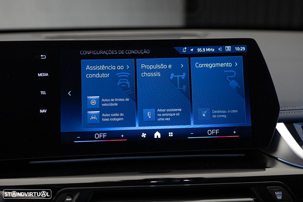 BMW iX1 eDrive20 xLine - 30